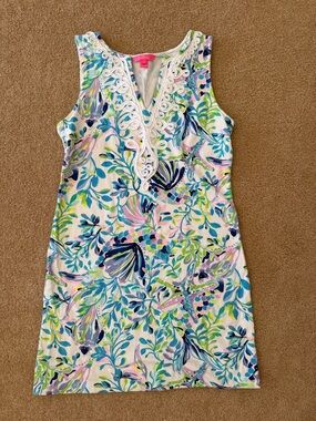 Lilly Pulitzer shift dress size medium